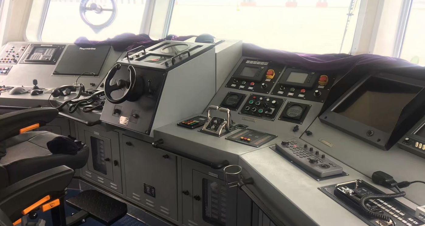 船用駕控臺(tái)